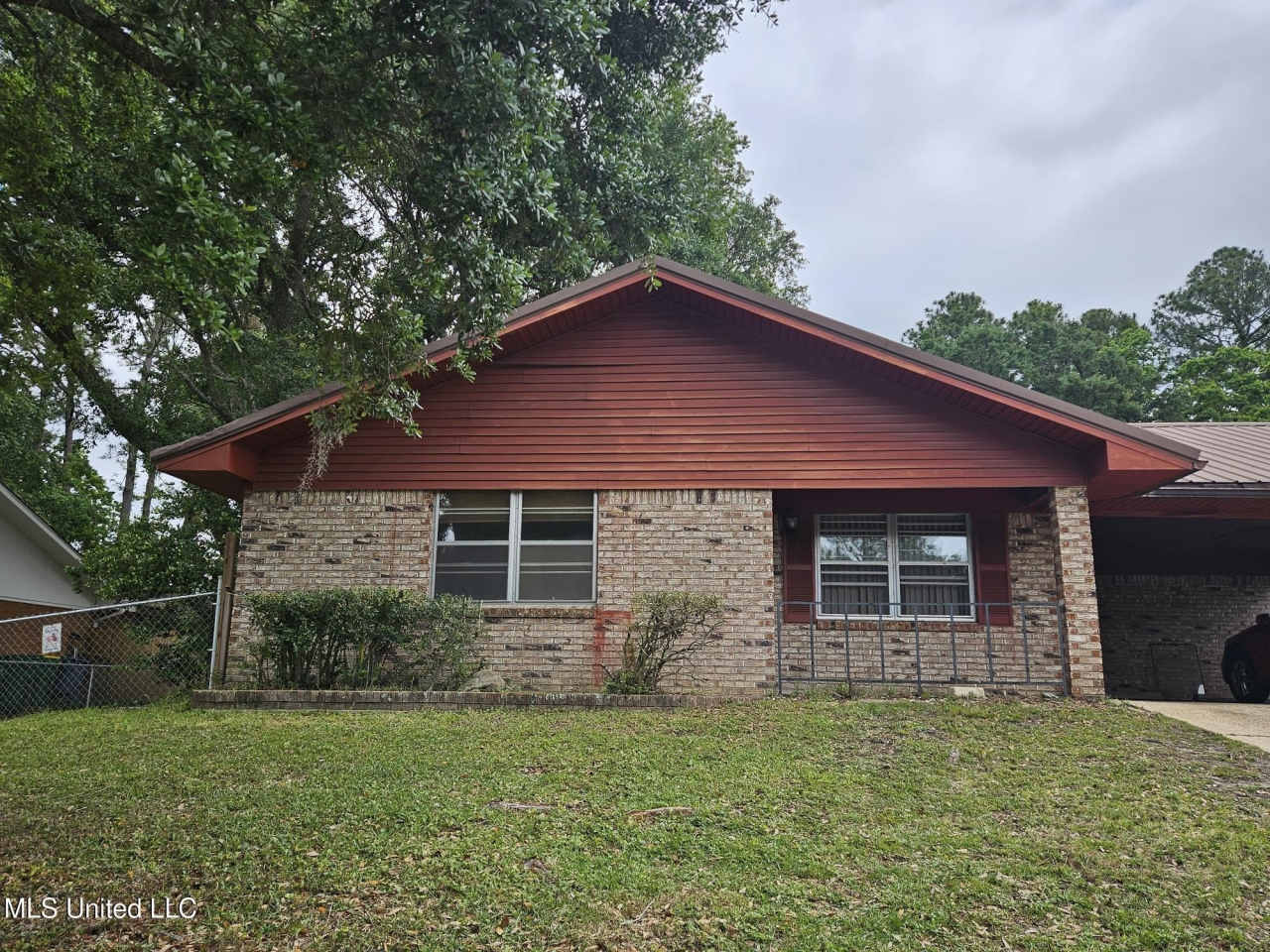 12416 Cambridge Boulevard