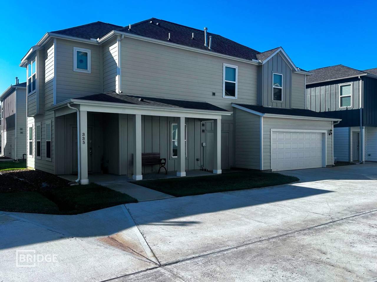 335 Huisache St, Lake Jackson, TX 77566