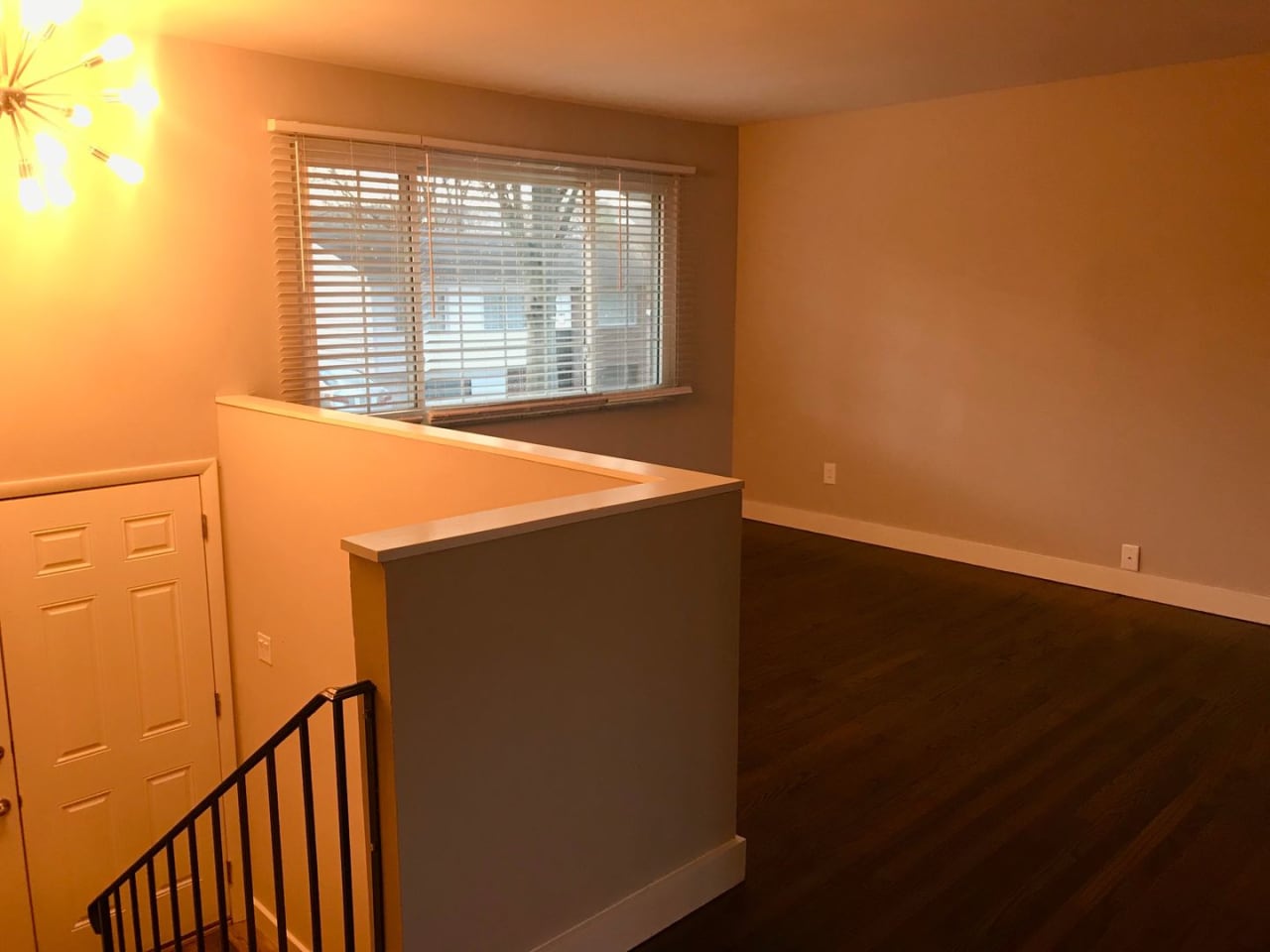 Pet Friendly, Renovated Home in Fox School District