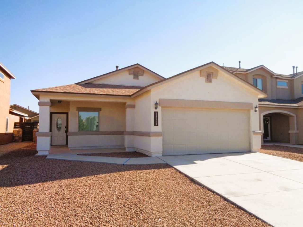 Fabulous Single Level Eastside Home With Refrigerated Air Located In Quiet Neighborhood