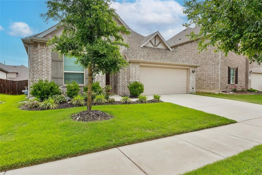 3414 Charleston Drive