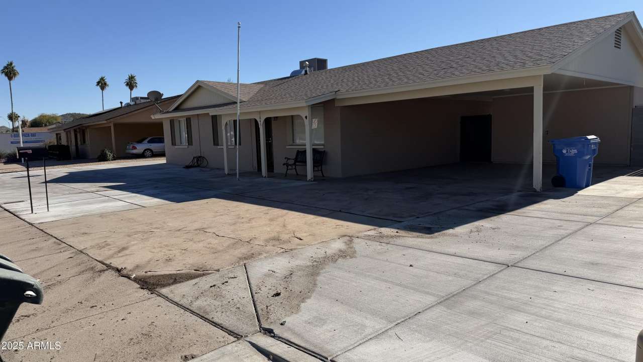 1645 W THUNDERBIRD Road