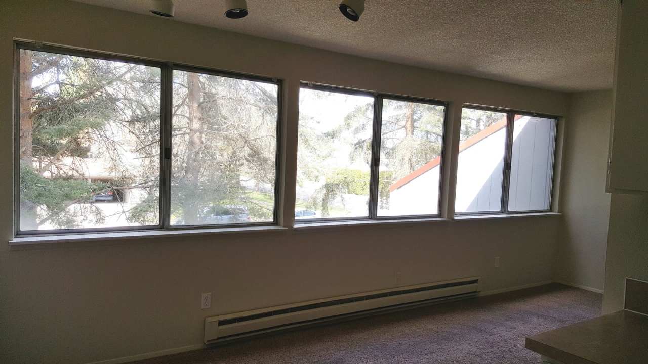 1 bedroom 1 bath upstairs apartment