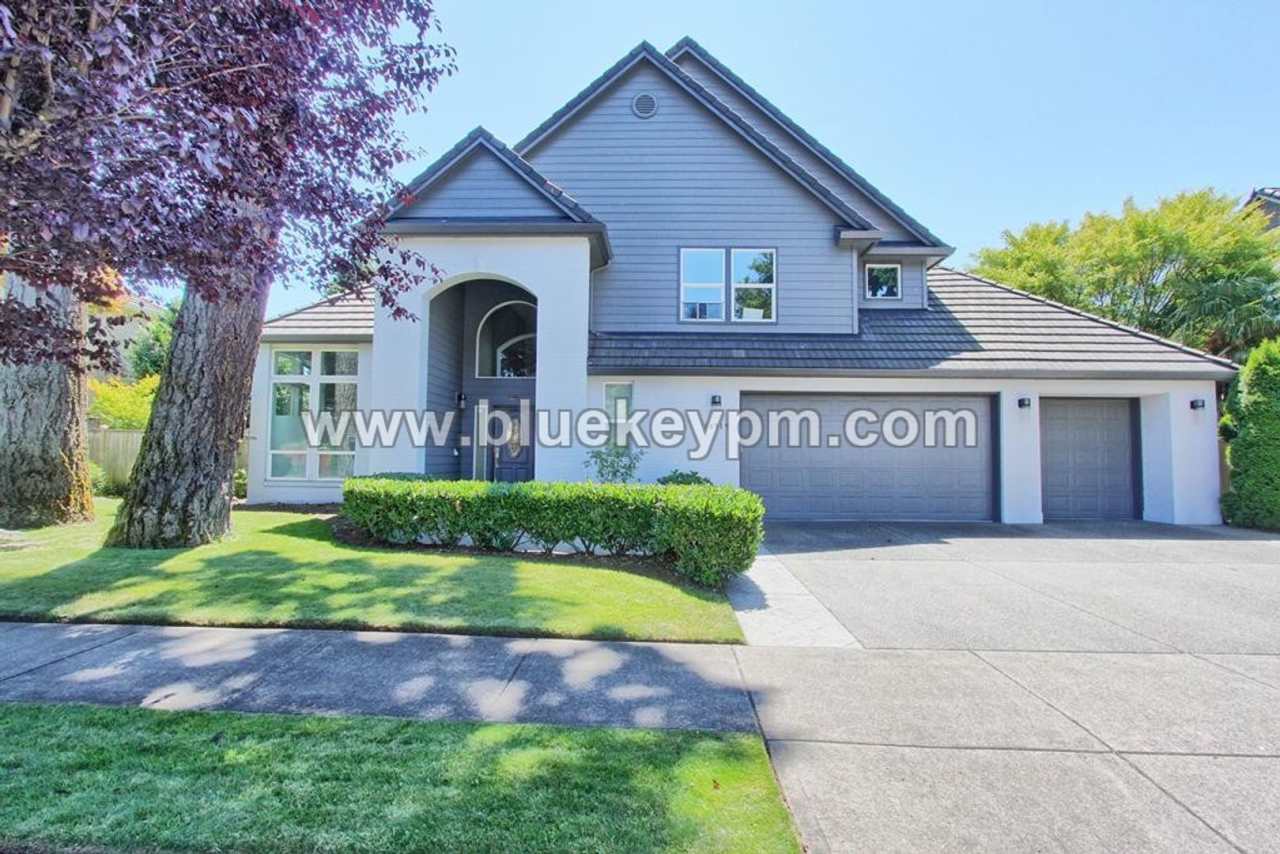 3 Bed, 2.5 Baths Luxury Home Located Near Evergreen High School