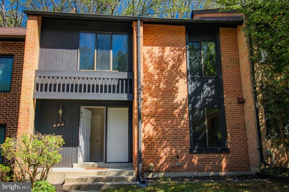 20423 MEADOW POND Place