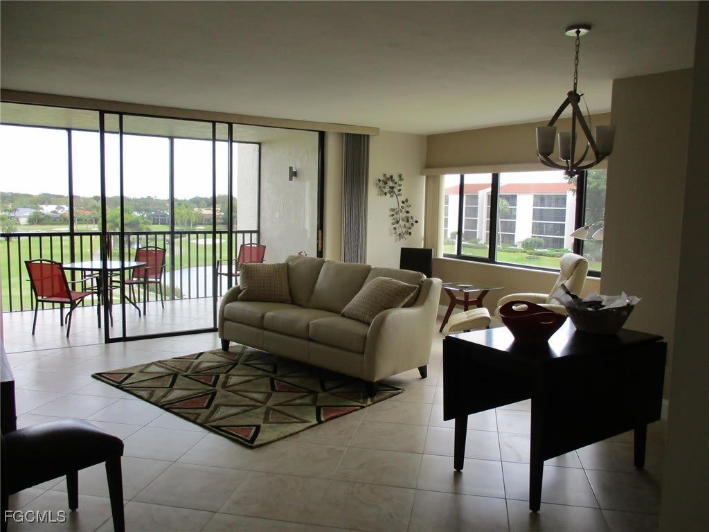 4160 Steamboat Bend E unit: 403