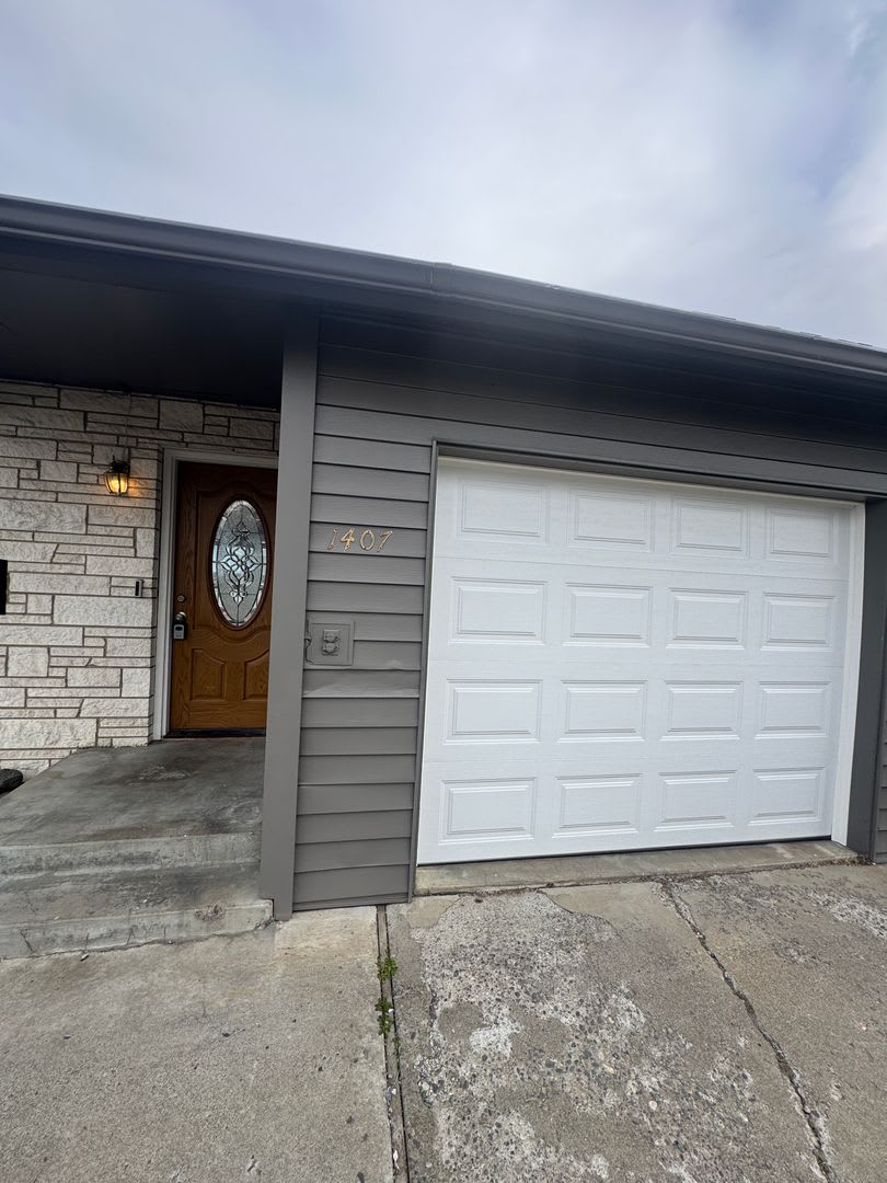 1407 S 20th Avenue - Yakima WA