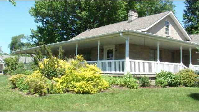 Charming Three-Bedroom Home Near University and Shopping - Available July 2026!