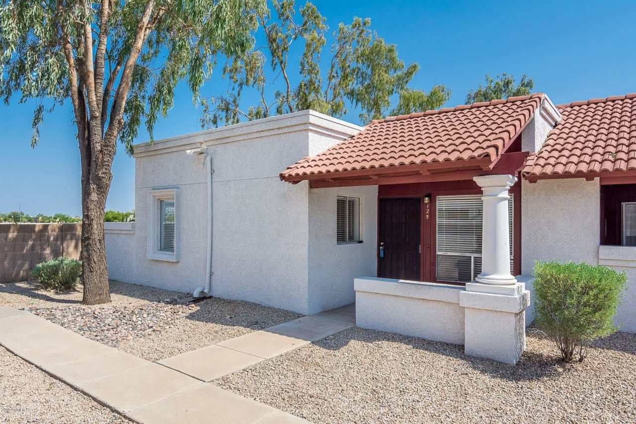 10807 W NORTHERN Avenue