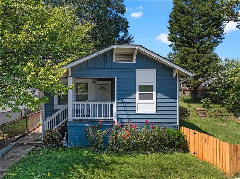 807A Gilbert Street SE unit: A