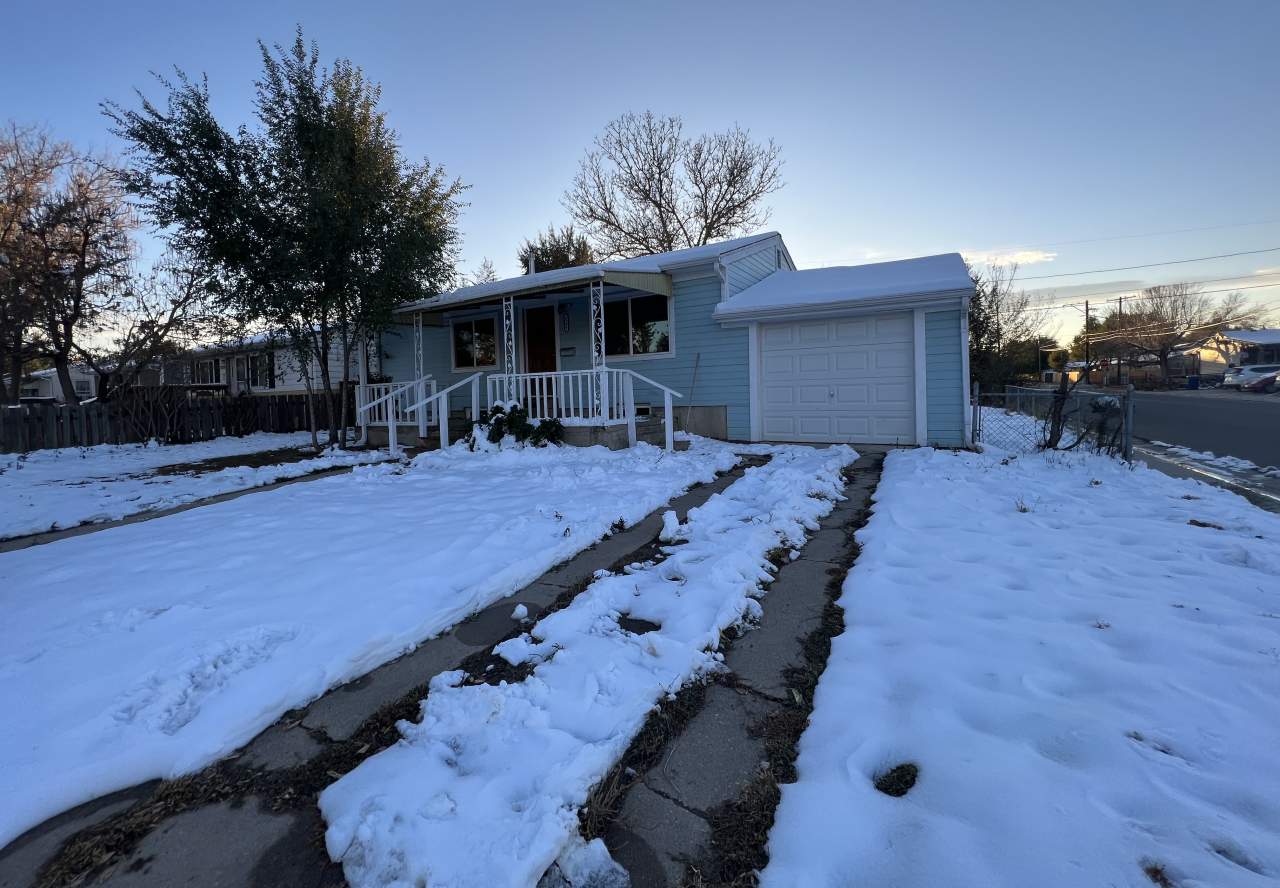 3701 South Hooker Street