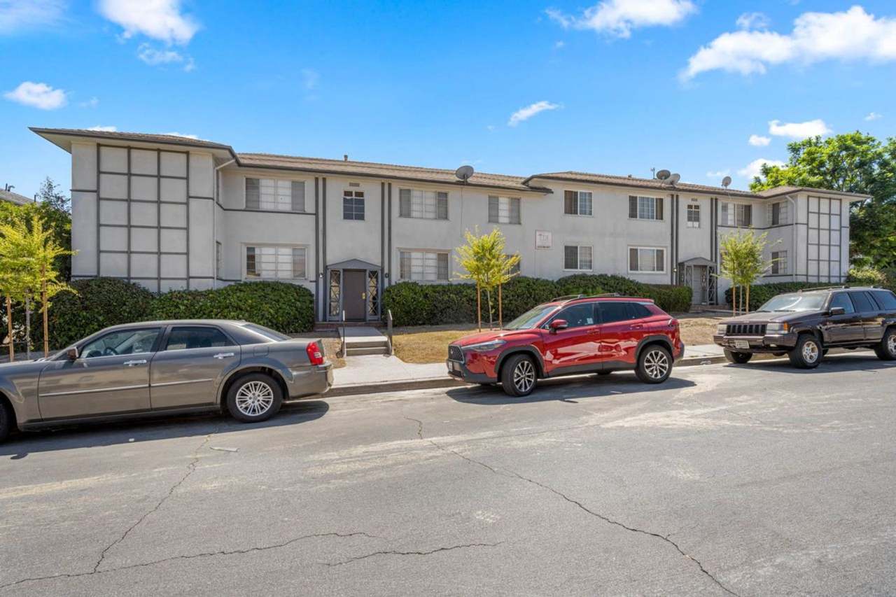 4026-4050 West Blvd.