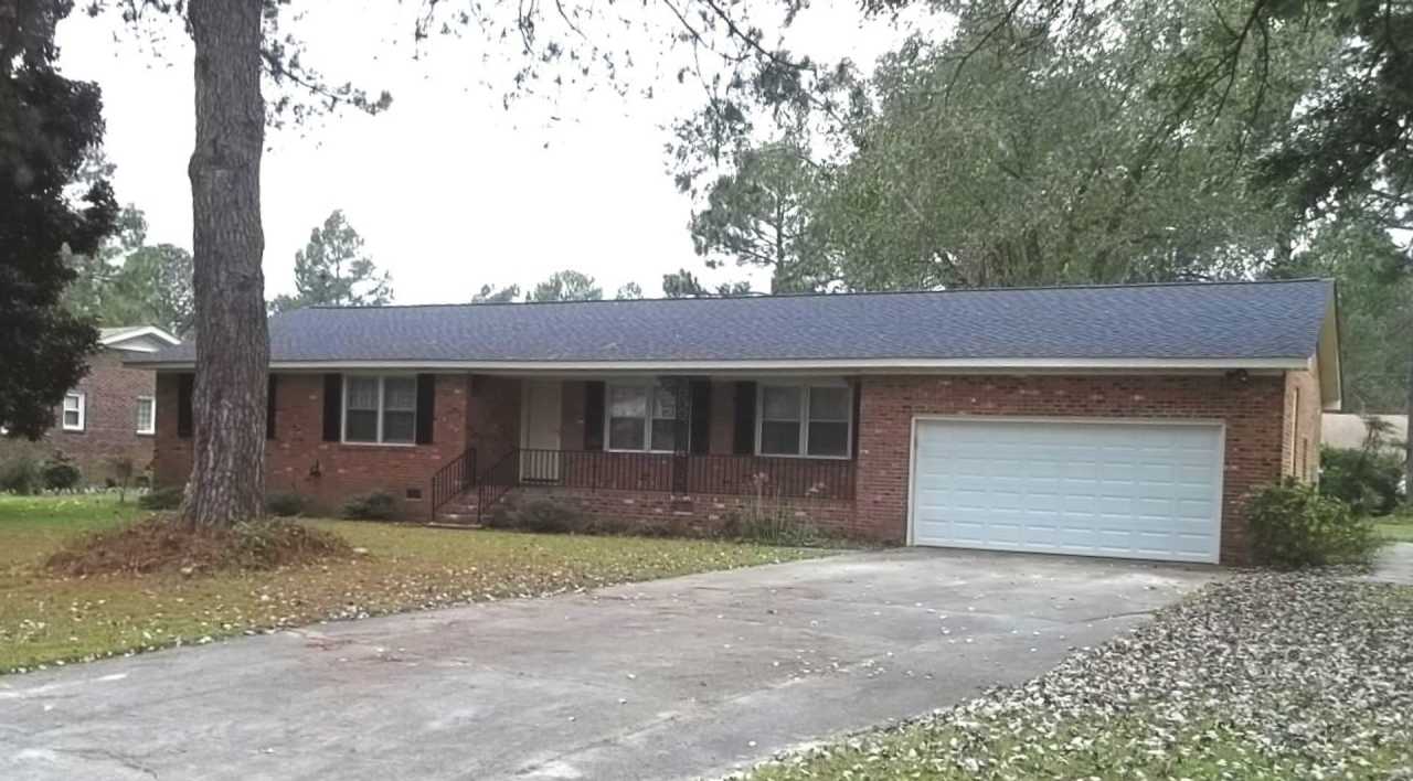 Cherry Oaks Subdivision: 3 Bedroom, 3 Bath Brick Ranch