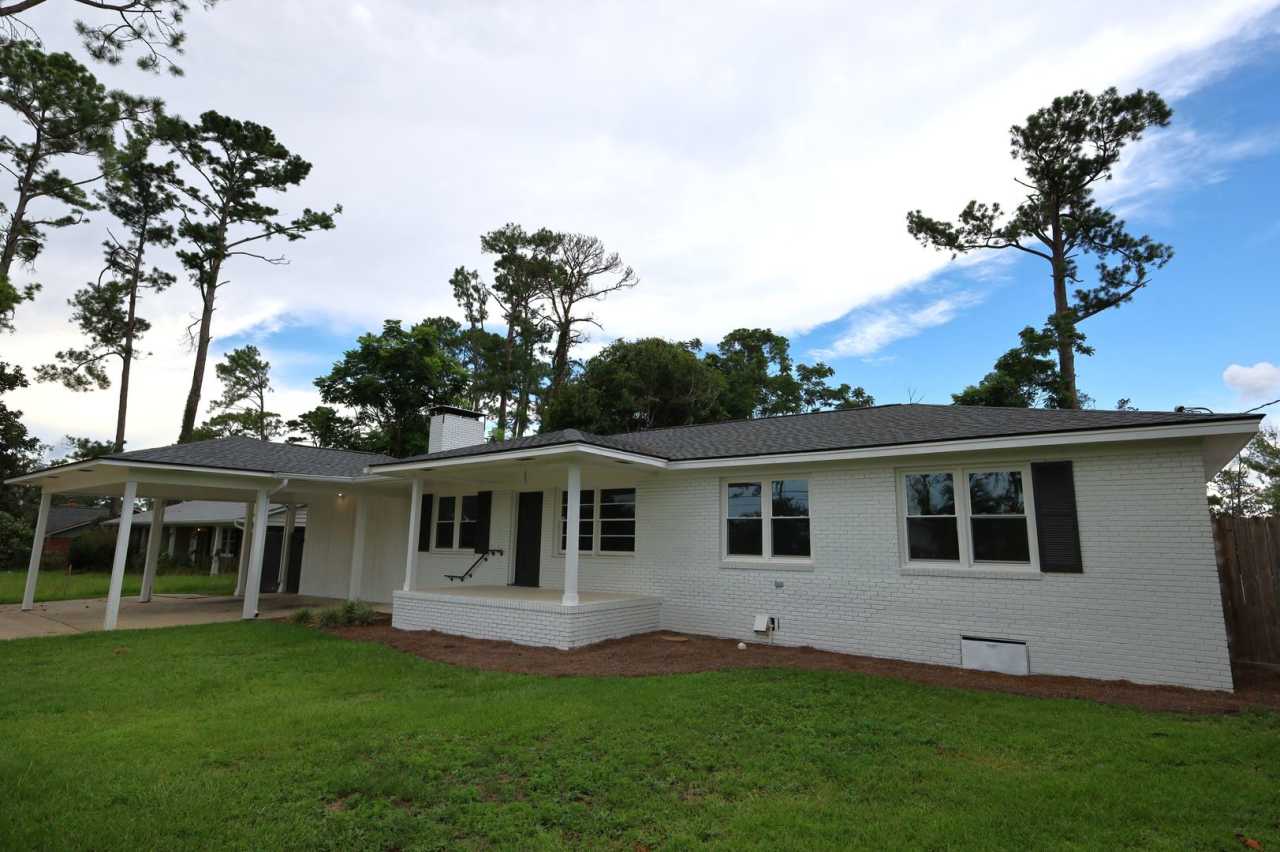 2303 Jerry Jones Drive