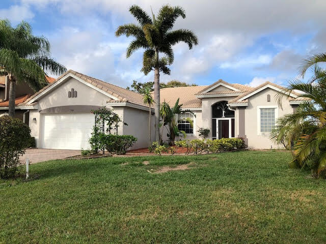 534 NW Waverly Circle