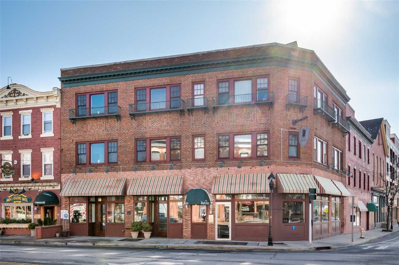 1 East Main Street