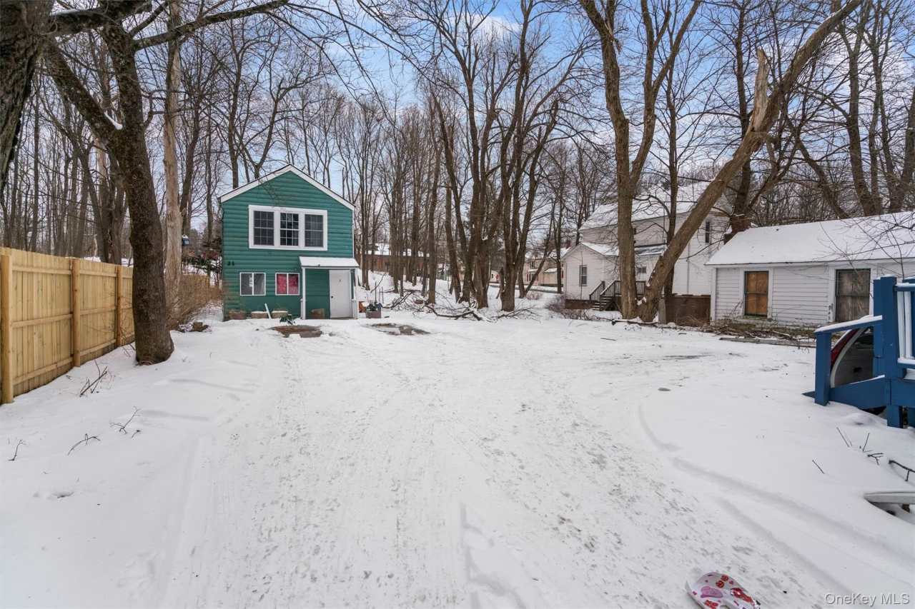 25 Prince Street unit: 102