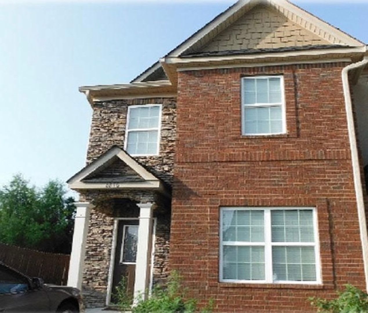 4 Bedroom 3 1/2 Bath townhome in Augusta