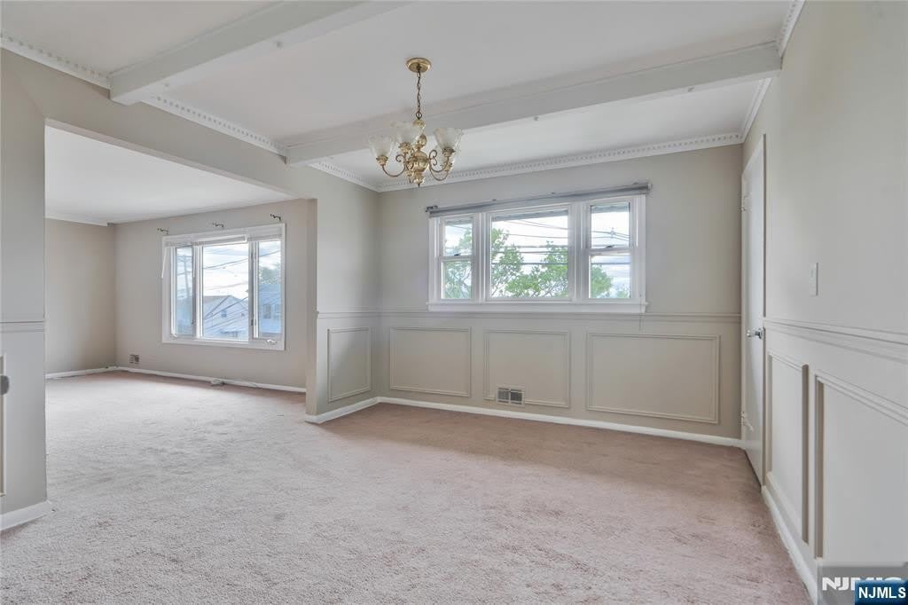 376 Harrison Avenue FLOOR 2