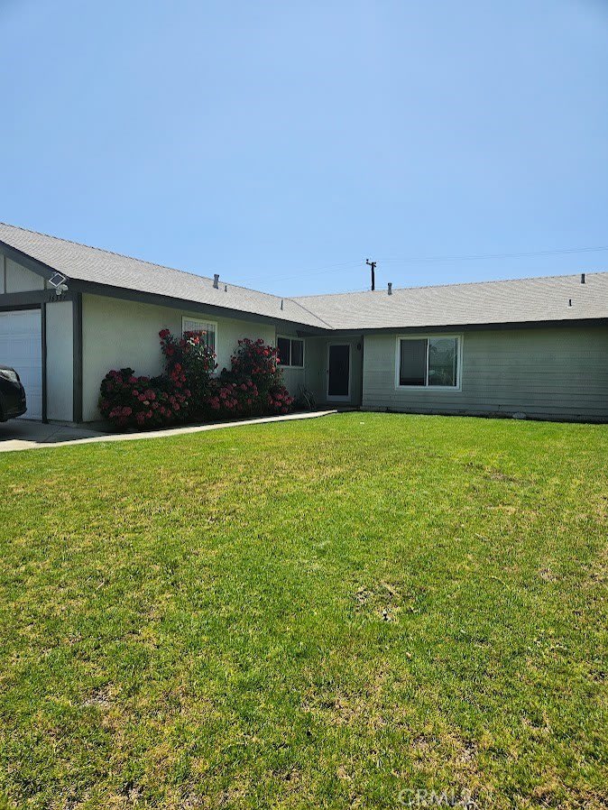 16337 Hemlock Street