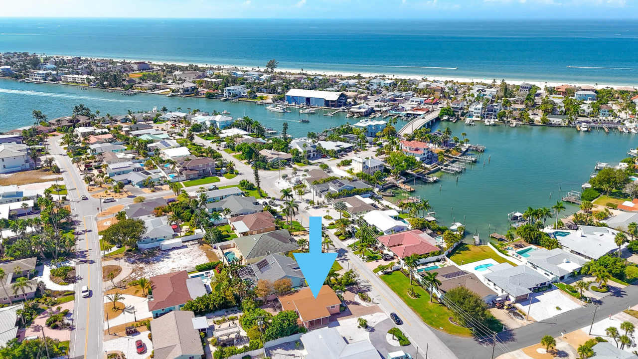 2173 W Vina Del Mar Blvd