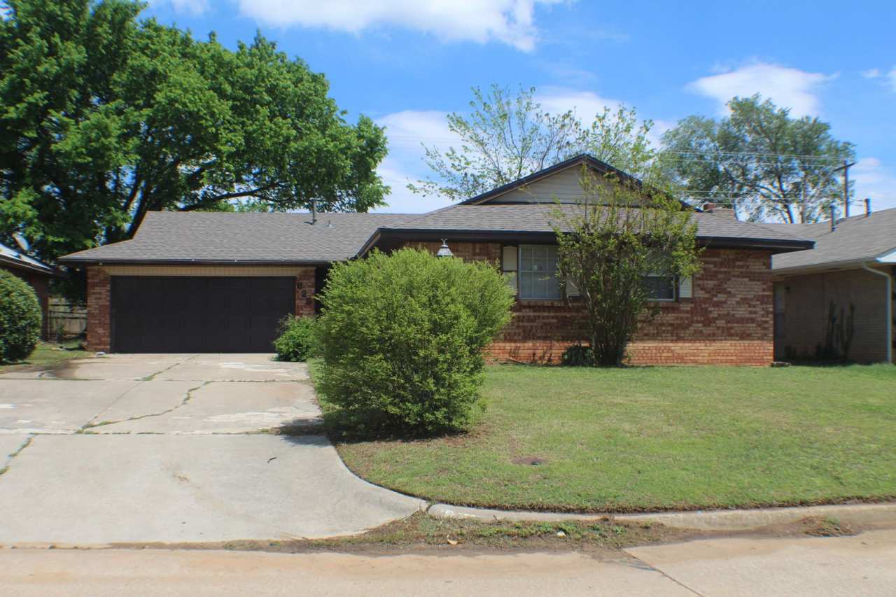 Spacious 4 Bed Home in Midwest City!