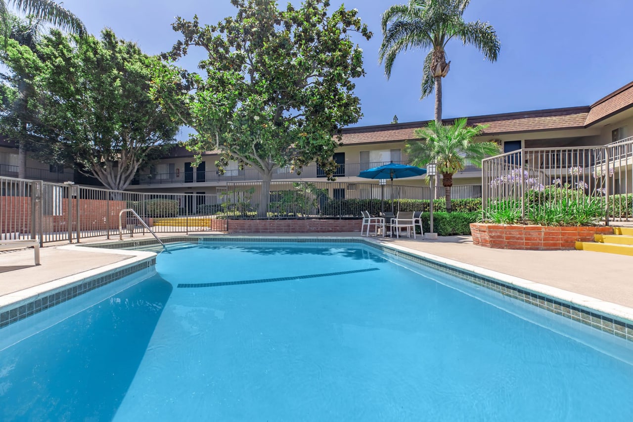 Huntington Highlander Apartment Homes