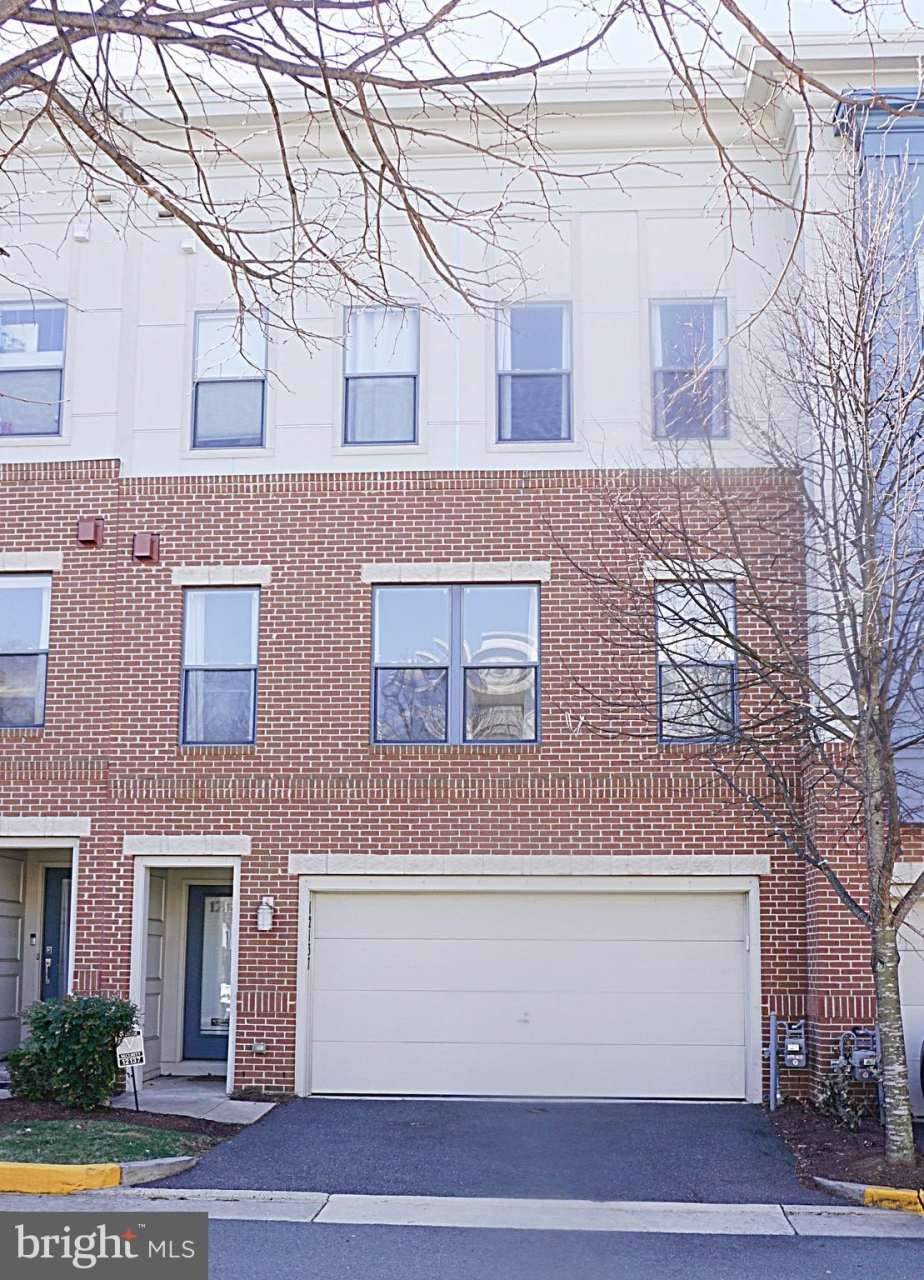 12137 TRIBUNE STREET