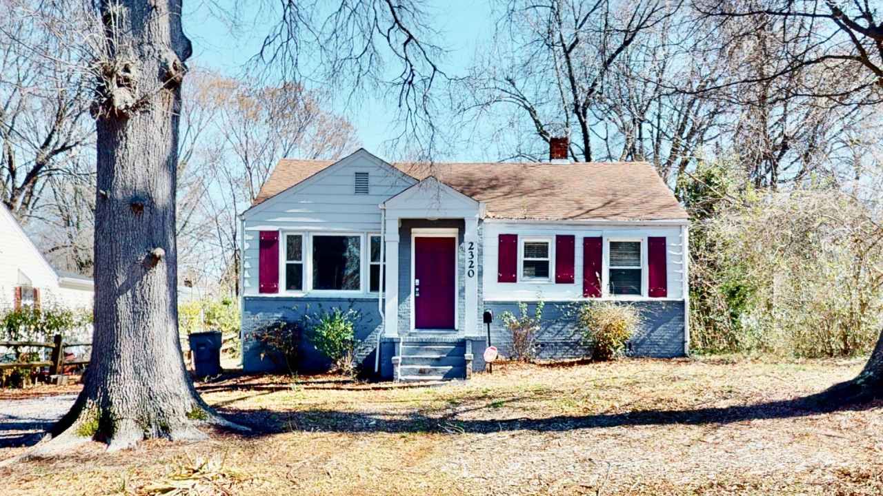 2320 Vanderbilt Road