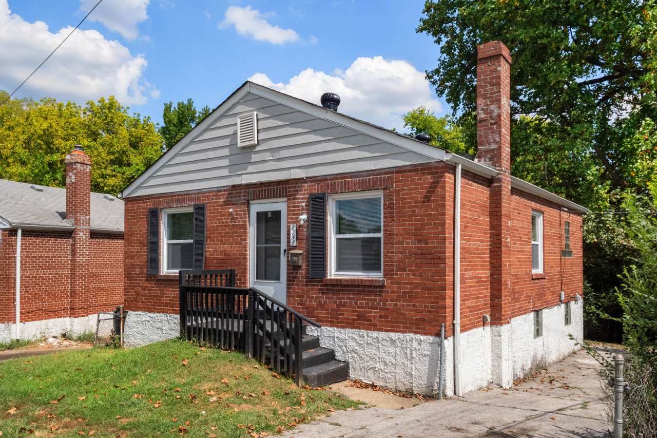 Move-in-Ready 2 bed 1 bath Section 8 Rental in North St. Louis County!