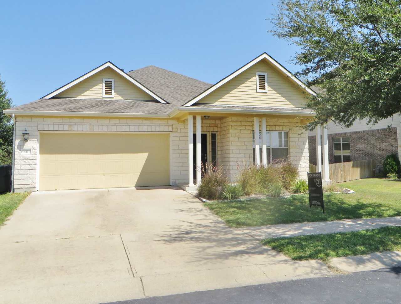 3 Bedroom 2 Bathroom Georgetown Village Home