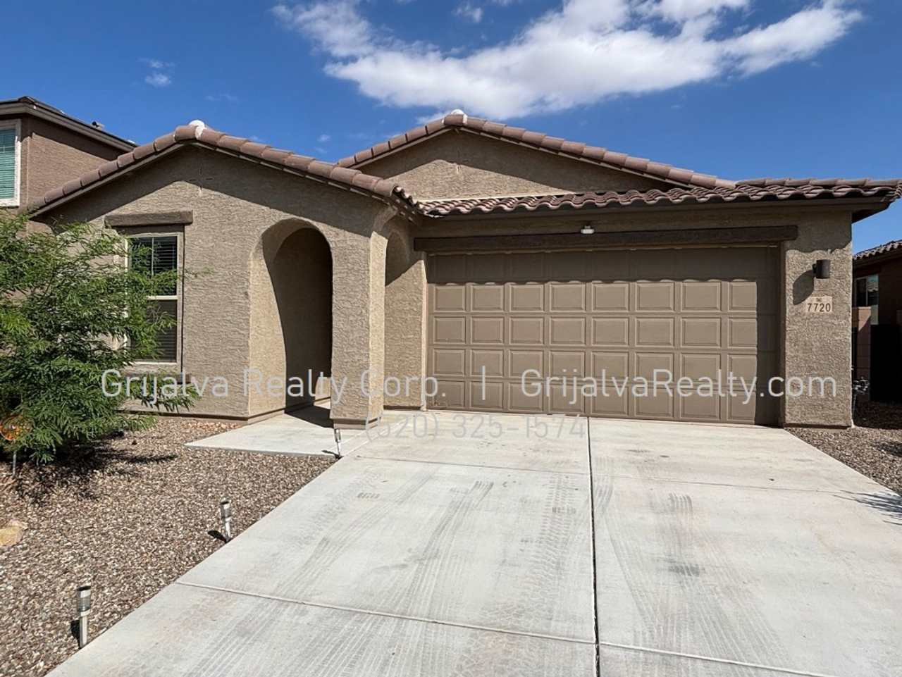 Beautiful 4 Bedroom, 3 Bath Star Valley Home for Rent (Valencia/Wade)