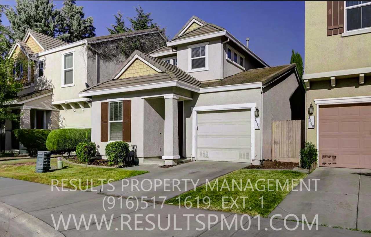 3 Bedroom 2 bath Home in Natomas