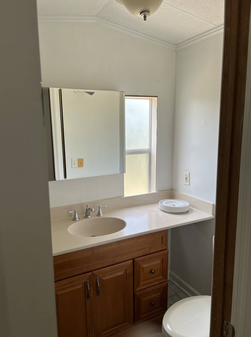 259 Southwest Taylor Gln