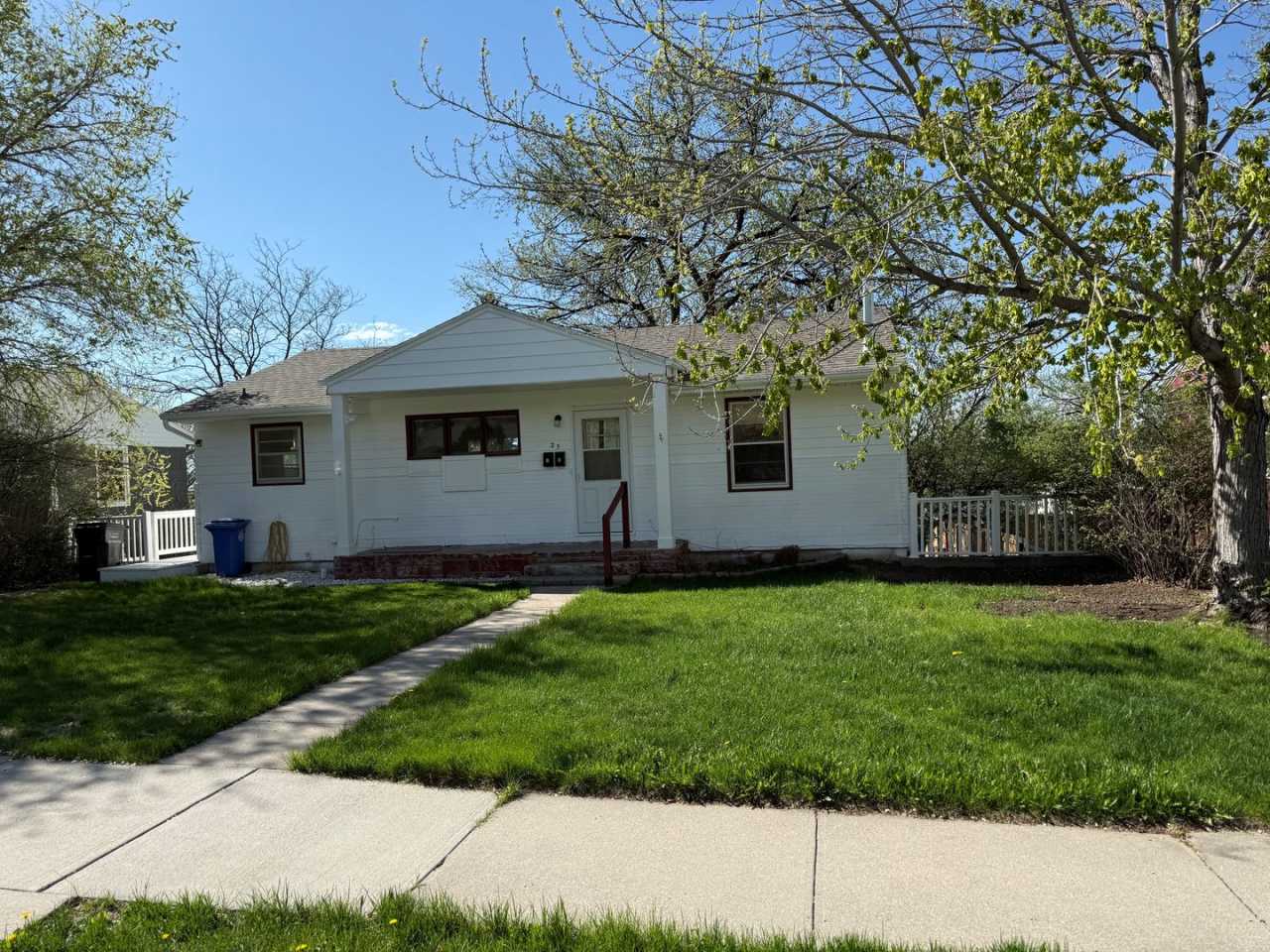 ~APPLICATIONS PENDING~ 2 Bedroom, 1 Bath Home for Rent