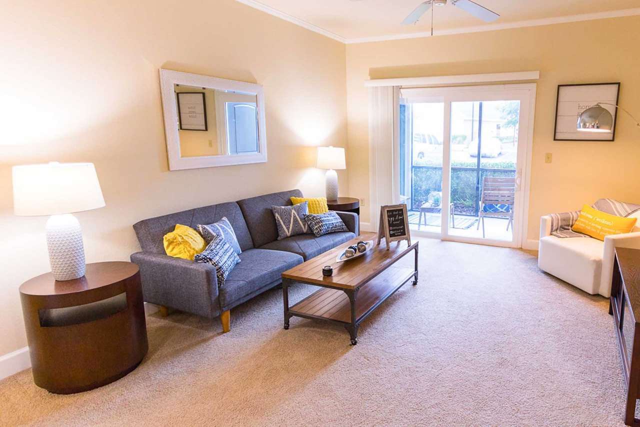 North Beach on Kernan Apartments