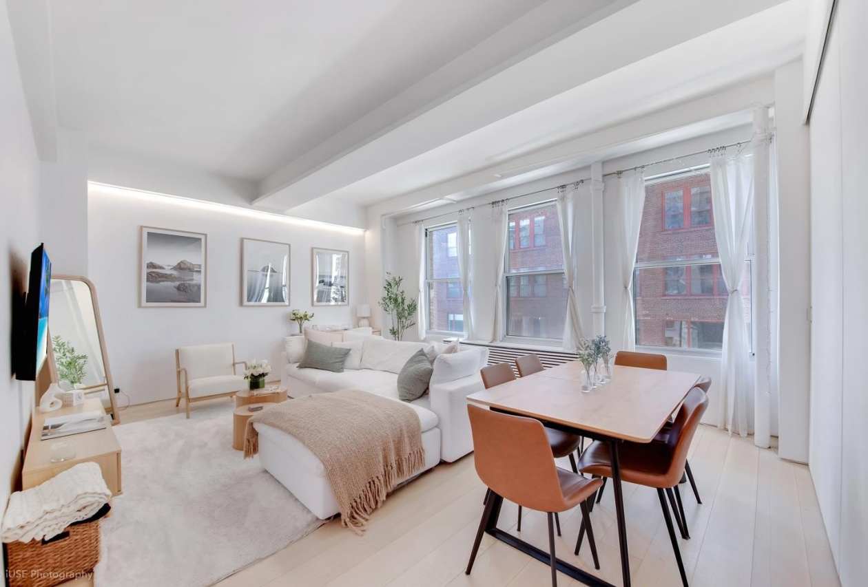 425 Park Avenue South 4D