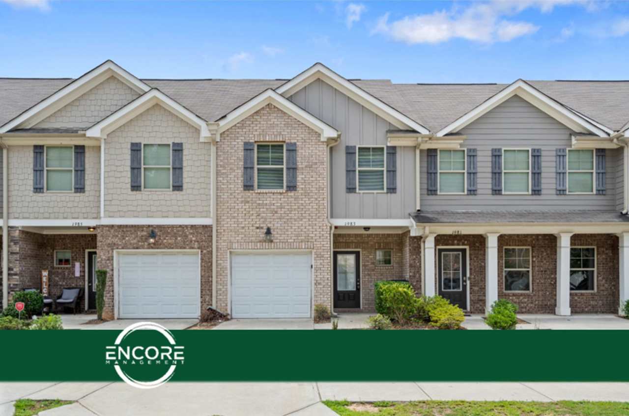 3 Bed 2.5 Bath Townhome in Jonesboro! Gardens at Lovejoy