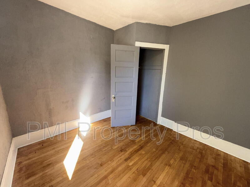 2575 North 34th Street