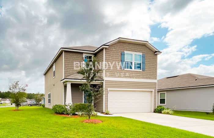 5649 Falcon Street West