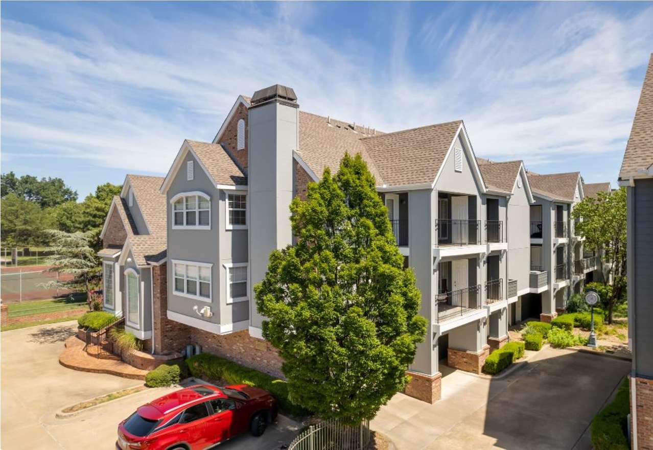 The Chesterfield - Now Offering $300 Off Move-In Costs If You Lease the Same Day You Tour!