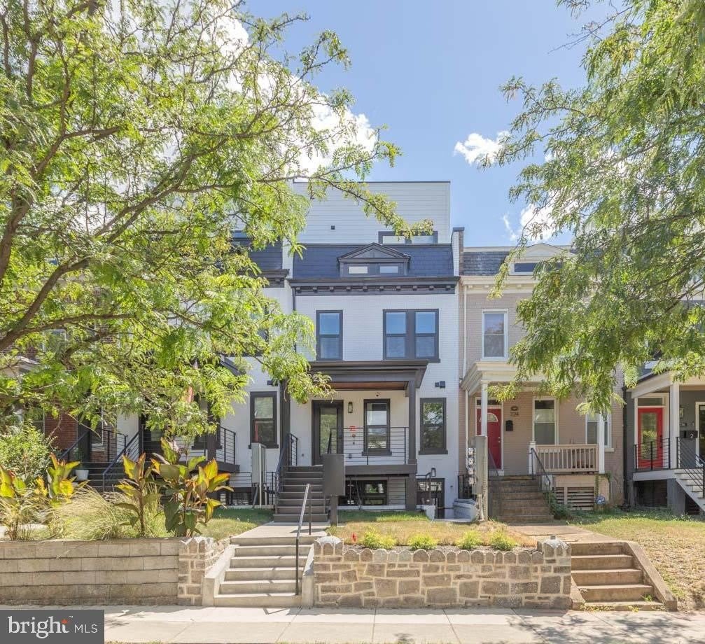 722 KENYON Street NW unit: A
