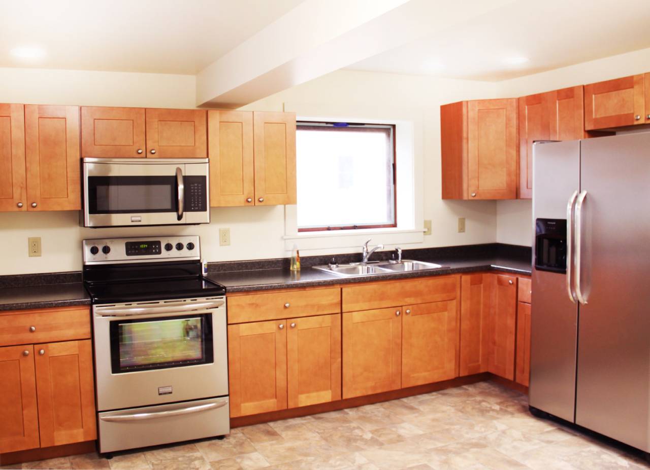 1056 North Ave in Burlington - AVAILABLE JUNE 1, 2026 – Stunning 4-Bedroom Home + Office in the New North End!