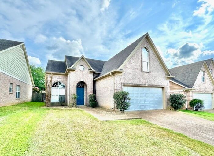 9073 Weeping Cherry Lane