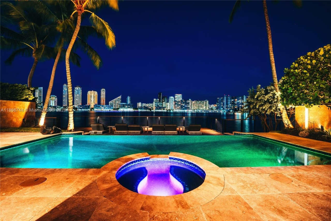 3916 Island Estates Dr