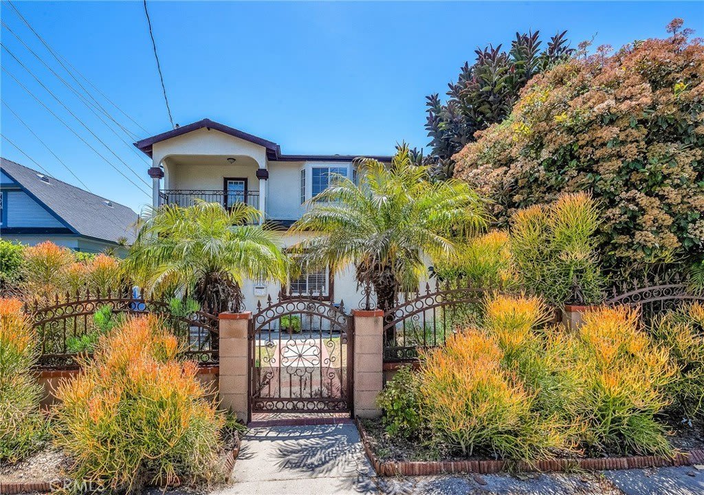 543 W Santa Cruz Street W