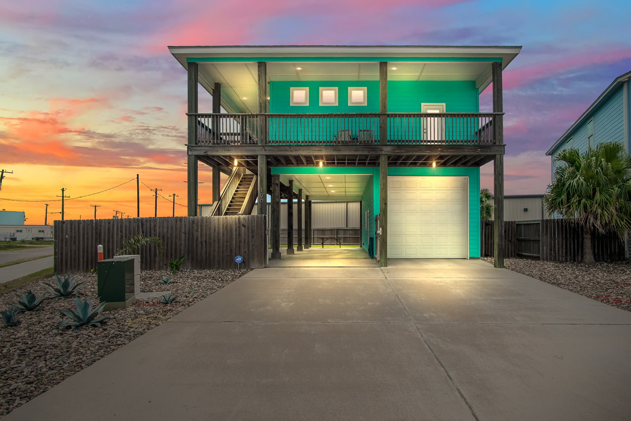 100 Port Isabel Street