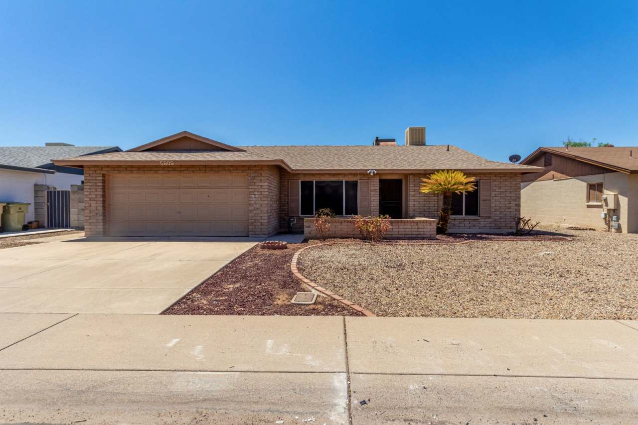 Charming 3 bed, 2 bath in Glendale!