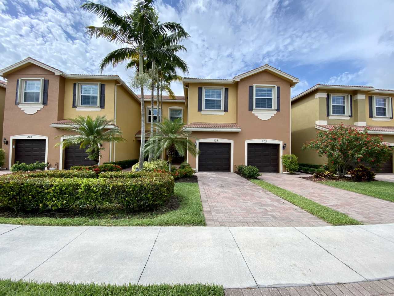 6525 Monterey Point - 103