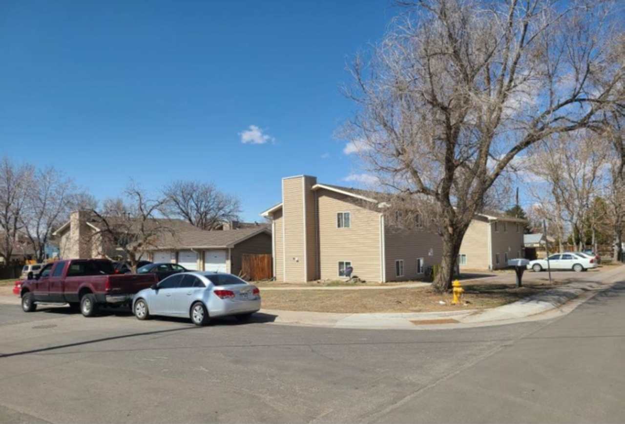 Holly Gardens Apartments